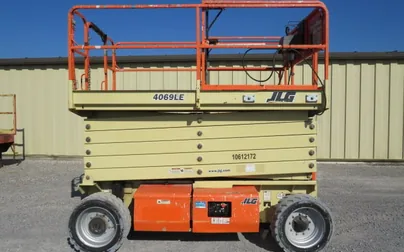JLG Industries Inc. 4069LE