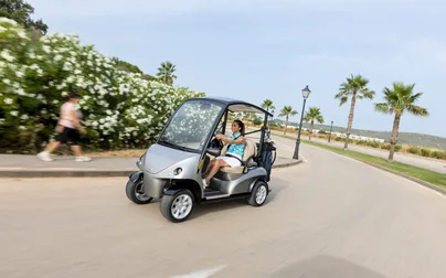 Garia Golf 2 2 4 Passenger